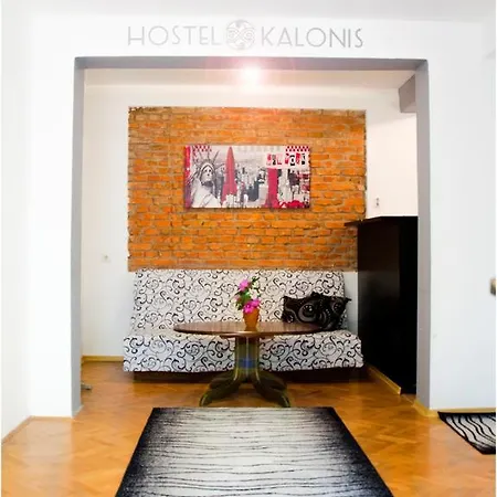 Kalonis Hostel