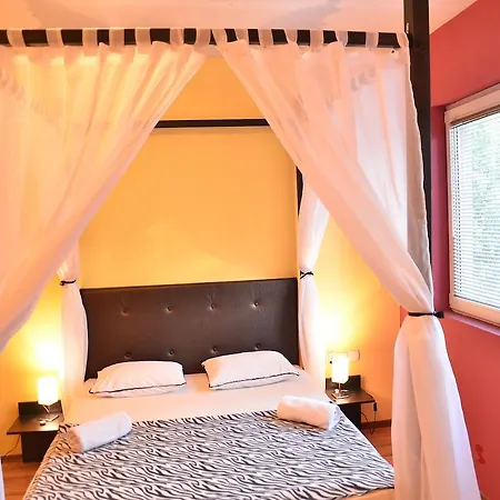 Auberge de jeunesse Kalonis