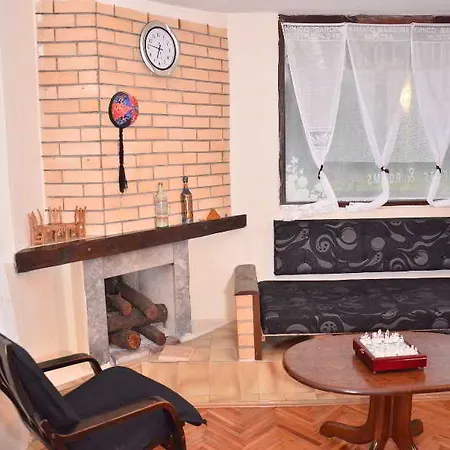 Hostel Kalonis *