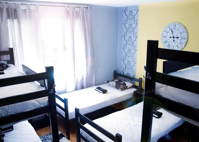 بيت شباب Kalonis