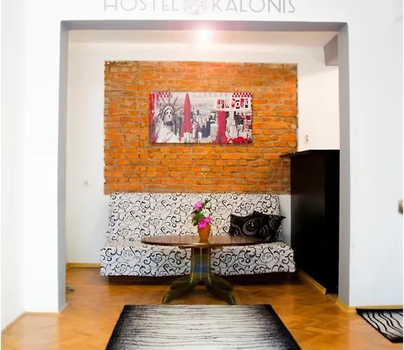 Kalonis Hostel